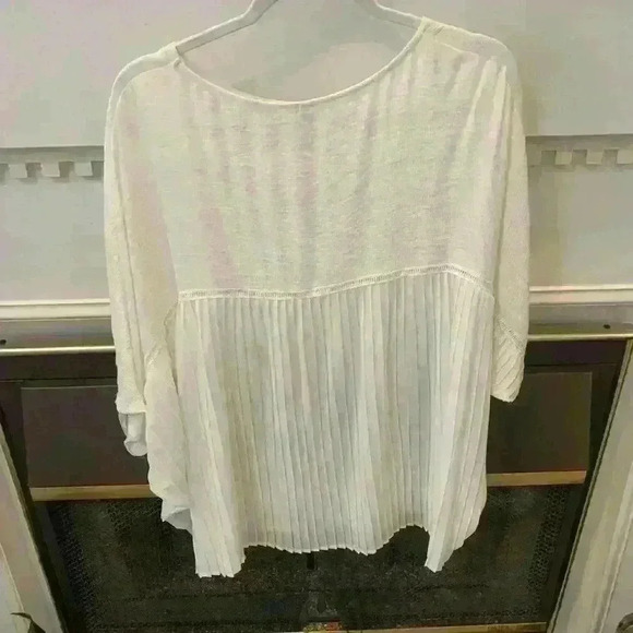 Top Boutique - Picture 3 of 3